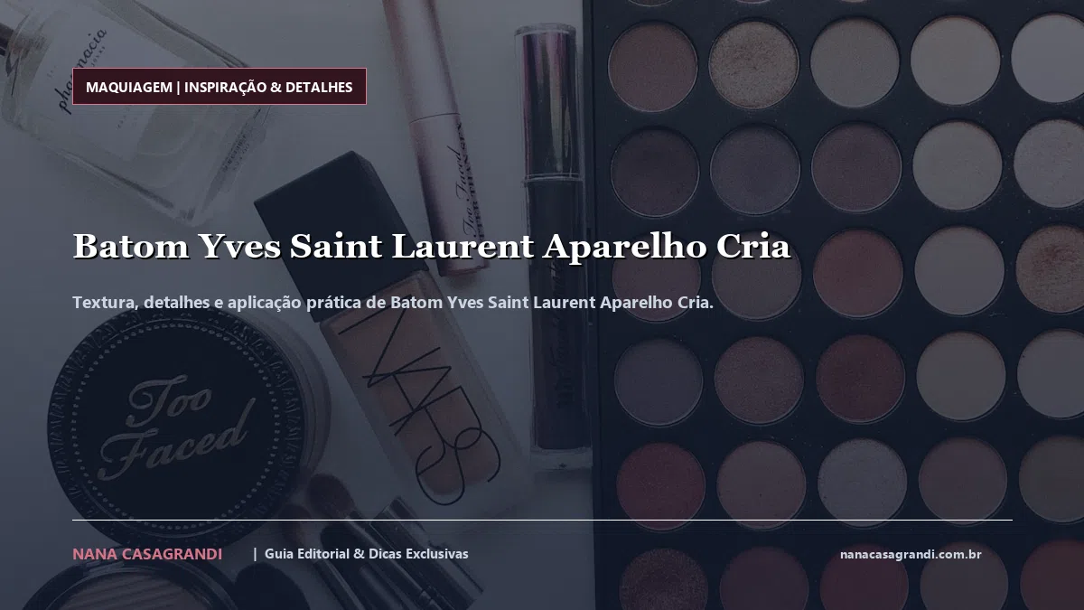 Detalhes de textura e aplicação do Batom Yves Saint Laurent Aparelho Cria