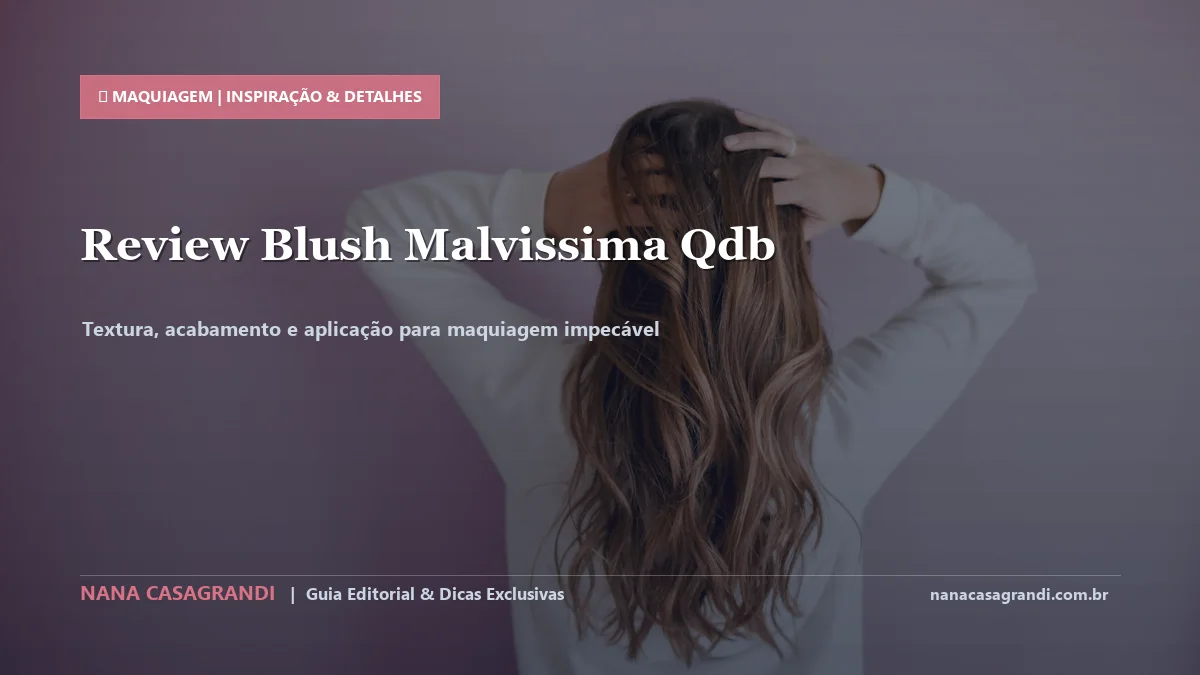 Detalhes de textura e aplicação do Blush Malvíssima Quem Disse Berenice