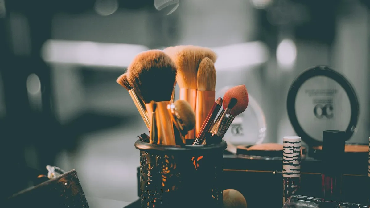 Maquiagem Para Iniciante: 10 Melhores Looks para 2026